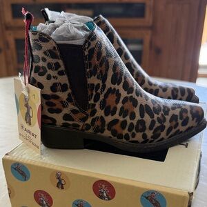 Ariat Lil' Stompers Animal Pattern Western Boots size 7 BNIB $39